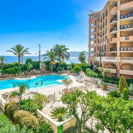 Vue , Piscine * كان