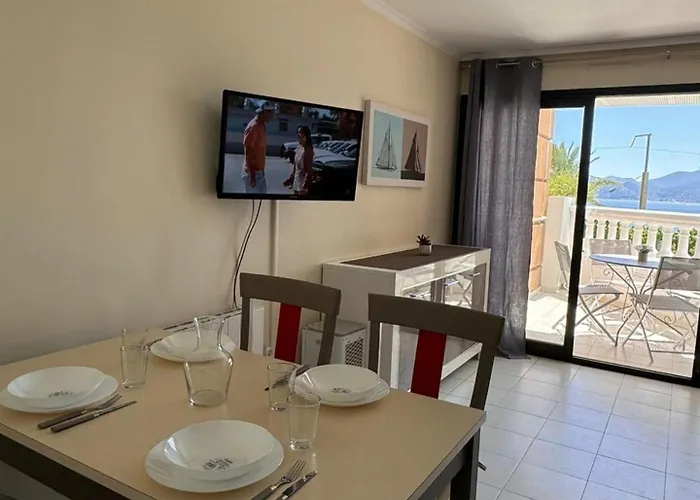 Vue , Piscine كان